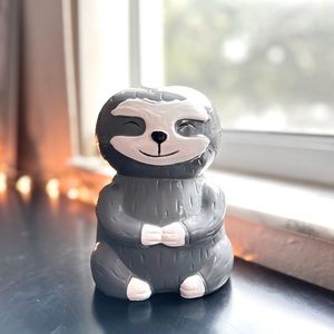 Isaac Jacobs Ceramic Sloth Money Bank Room Décor